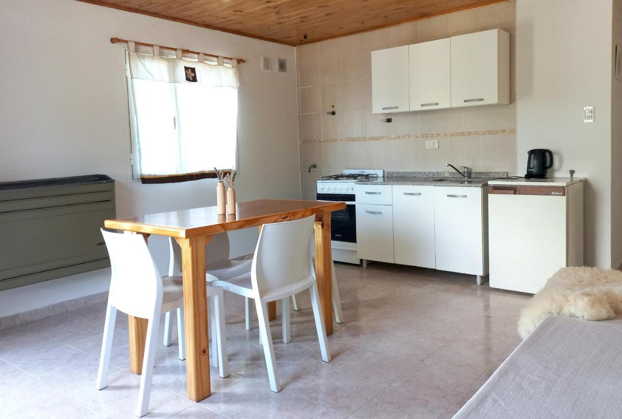 Los Guindos Apart El Calafate Exterior photo
